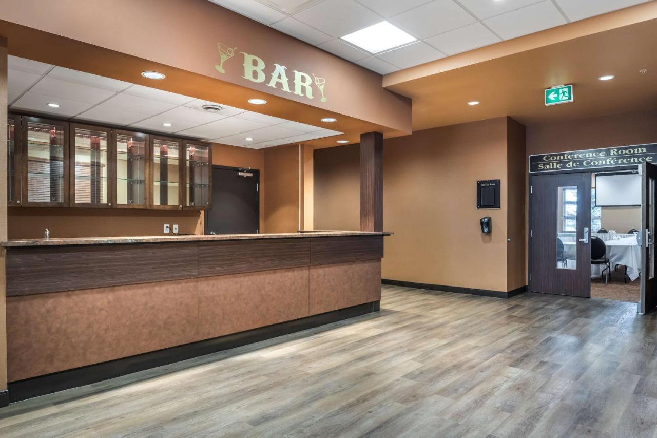 Best Western Plus, Bathurst Hotel & Suites Buitenkant foto