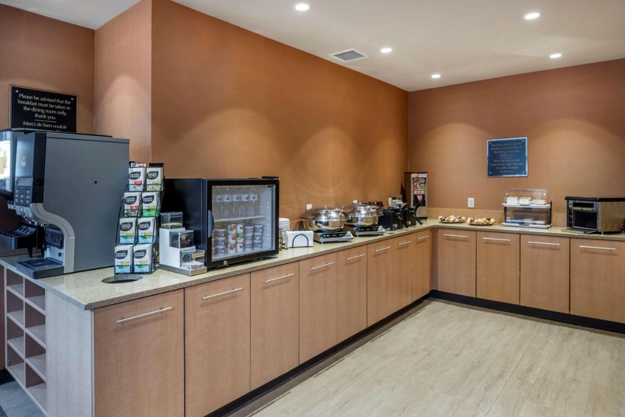 Best Western Plus, Bathurst Hotel & Suites Buitenkant foto