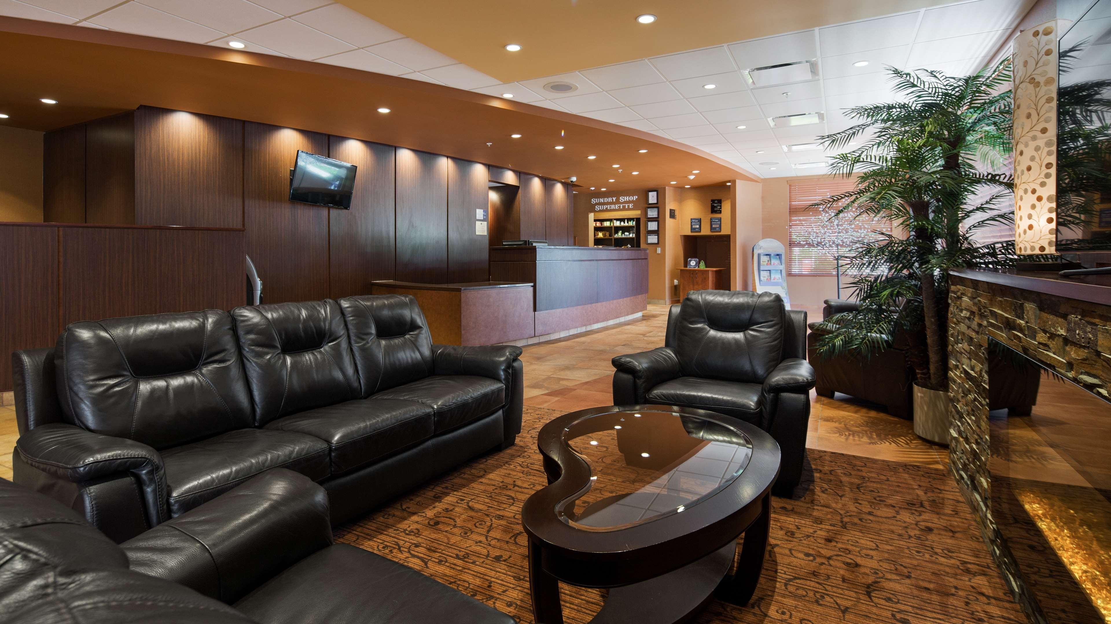 Best Western Plus, Bathurst Hotel & Suites Buitenkant foto
