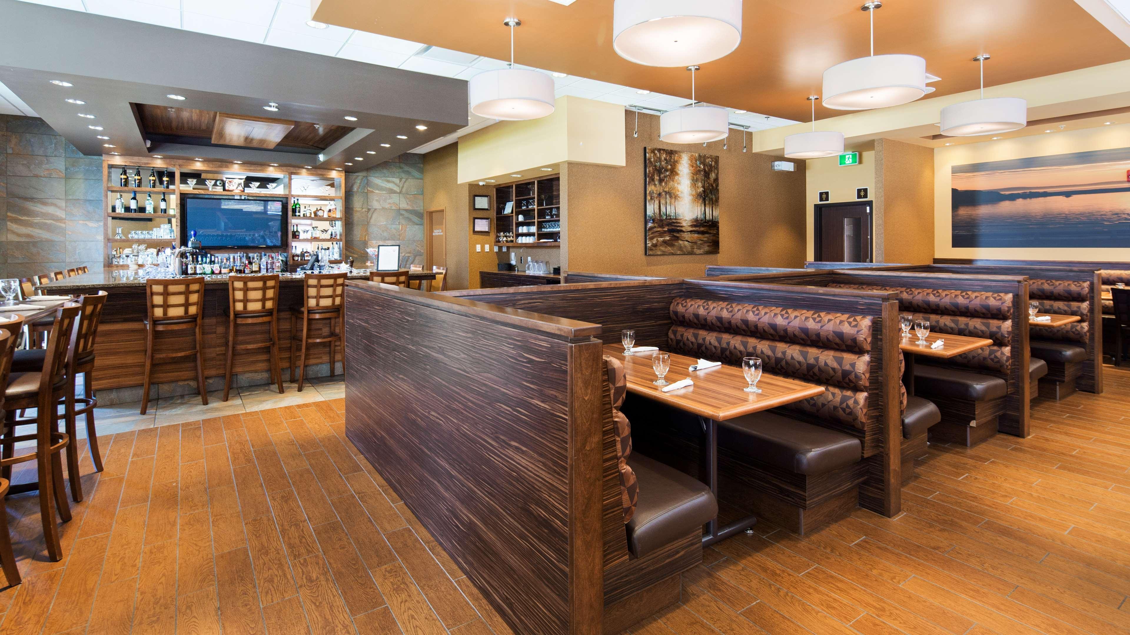 Best Western Plus, Bathurst Hotel & Suites Buitenkant foto
